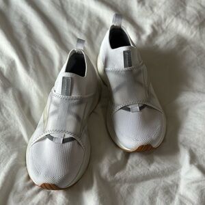 Brooks Levitate limited Edition